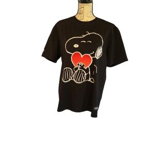 Snoopy Peanuts Graphic Tee ❤️ Size Large